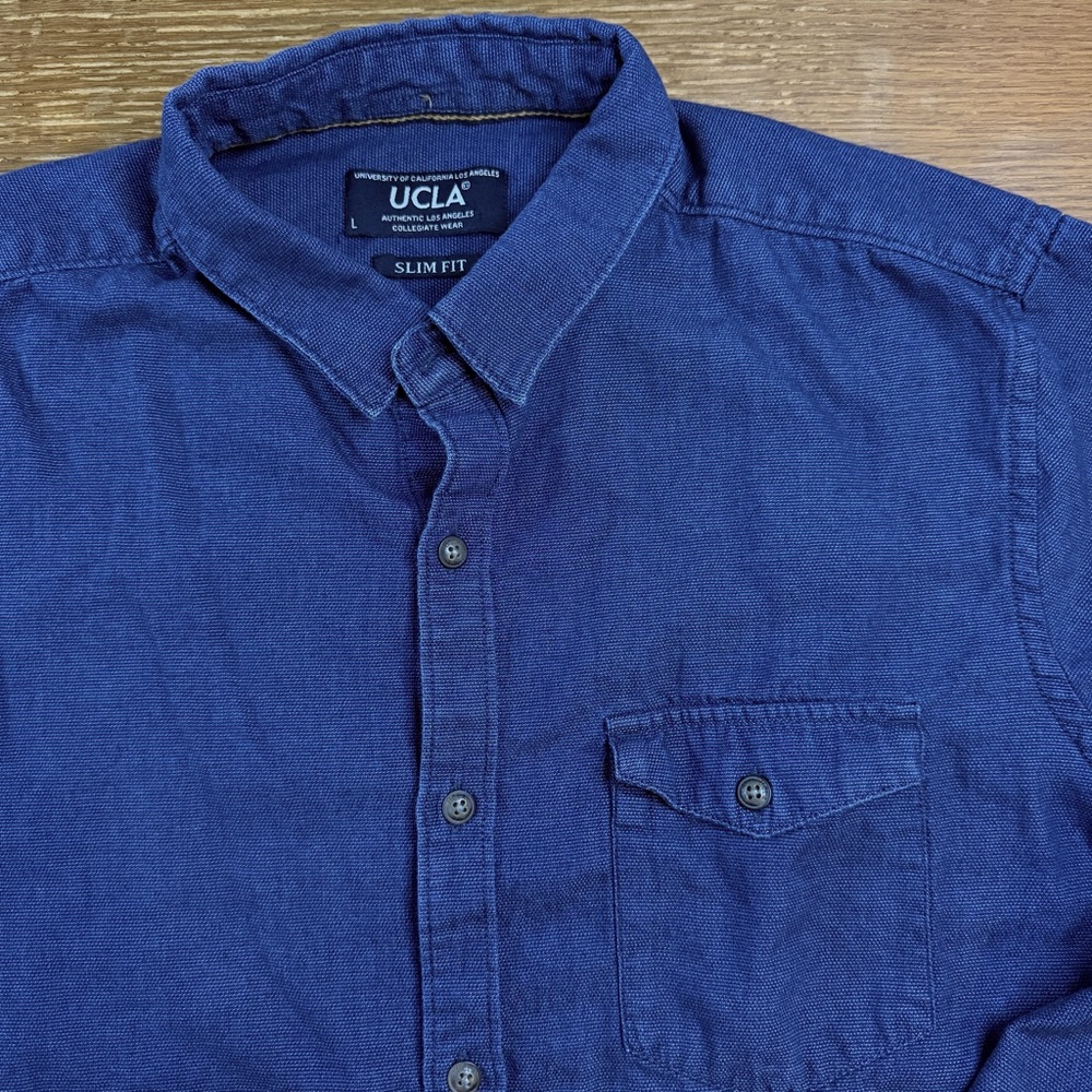 UCLA Men Button Up Shirt Large Slim Fit Indigo Blue Collegiate California Preppy